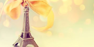 Eifel Tower ornament